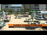 Durrës, ankohen pushuesit - Top Channel Albania - News - Lajme