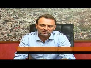 Protestat e tregtarëve në Lezhë  - Top Channel Albania - News - Lajme