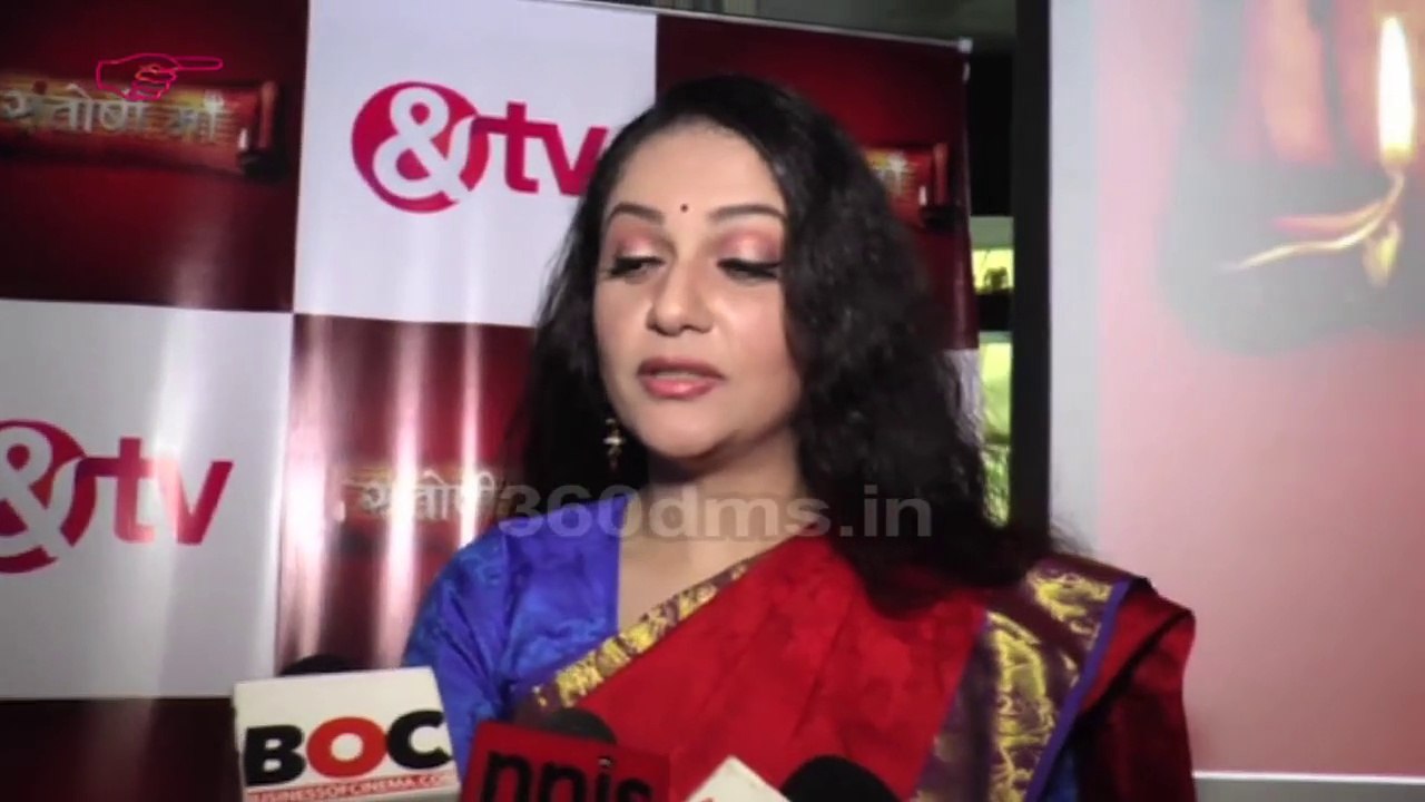 Munna Bhai MBBS Actress Gracy Singh Is Back On Tv With &tv's SANTOSHI MAA