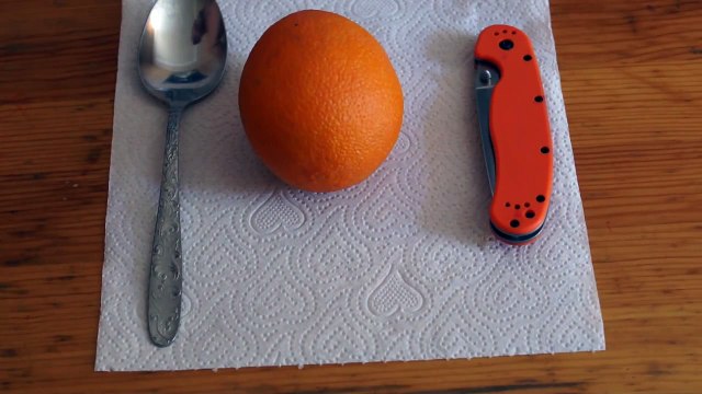 Как быстро почистить апельсин