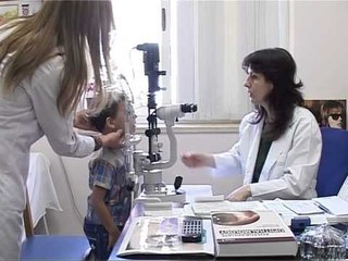 RREZIKU PER SYTE E FEMIJEVE JO TELEFONA DHE KOMPJUTER,VETEM 30 MINUTA TELEVIZOR NE DITE LAJM