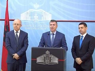 ZGJIDHET KONFLIKTI ME "CEZ" QEVERIA RIBLEN SISTEMIN E SHPERNDARJES PER 95 MLN EURO LAJM