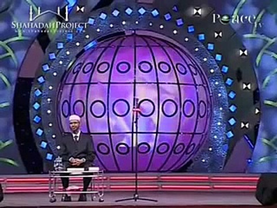 See how Dr. Zakir Naik Shut the Mouth of Rude Indian Girl through Excellent Resp