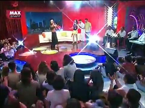 Stüdyoyu yılan basıyor Hande Ataizi Cem Davran Alişan İki Kere Kiki 2001 480p