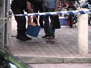 EKZEKUTOHET ARTAN SANTO BIZNESMENI ESHTE VRARE NA ISH BLLOK NGA DY PERSONA ME MASKA LAJM