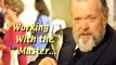 Orson Welles dans une pub pour du vin... Complètement ivre