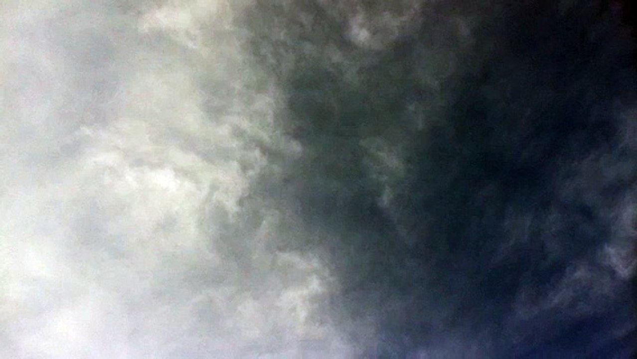 z57 presents clouds 2