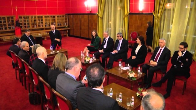 MARREVESHJA E DETIT ME GREQINE, PER SHQIPERINE GJITHCKA NIS NGA ZERO