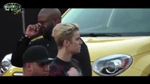 Justin Bieber CAUGHT Smoking Outside AMA's 2015