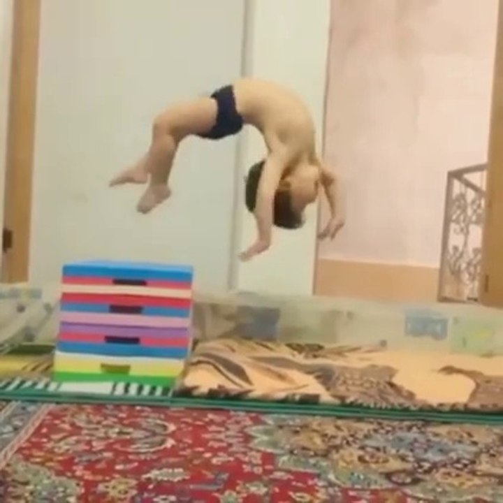 Amazing Kid video