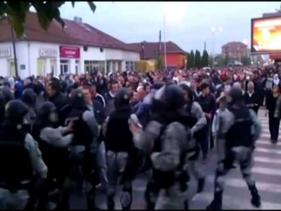 SHBA APEL PER QETESI "PARTITE POLITIKE DUHET TE DIALOGOJNE,TE ULEN TENSIONET" LAJM