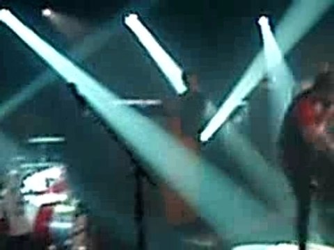 Kaiser Chiefs - Everyday I love you less