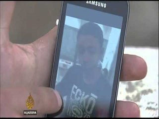 VIDEO SHOKUESE FILMIMI TREGON POLICET IZRAELITE QE RRAHIN BARBARISHT FEMIJEN LAJM