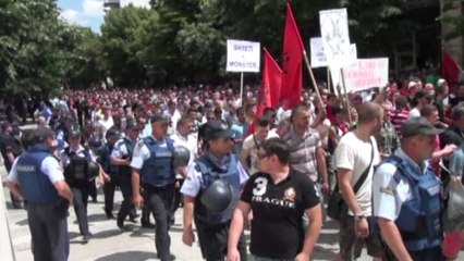 IVANOV: PROTESTAT E DHUNSHME, TE PRAPRANUESHME