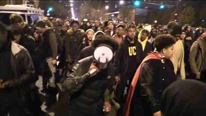 Protesters demand justice for young African American killed by Chicago police