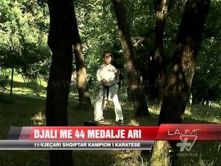 Kampioni i karatese. Djali me 44 medalje ari - News, Lajme - Vizion Plus