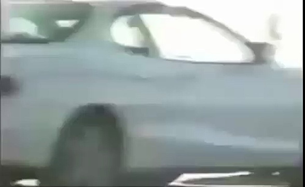 عايز أحد يقولي انه بيعرف يسوق بعد مشاهدة الفيديو
