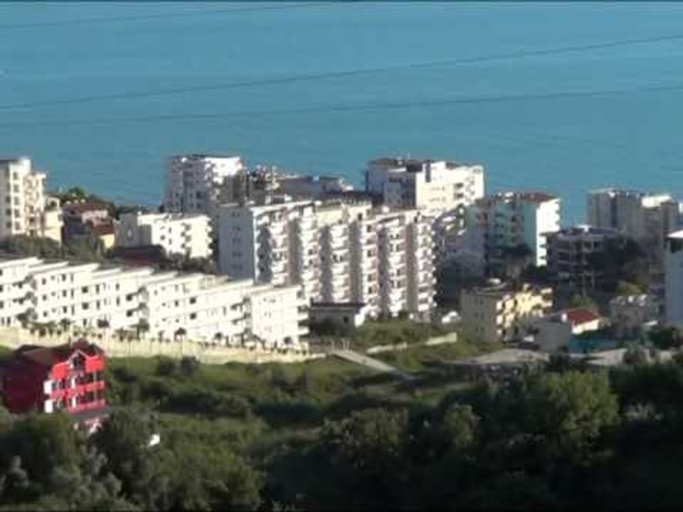 NDERTIMET NE RERE GJYKATA E DURRESIT JEP ARREST ME BURG PER TE AKUZUARIT E TJERE LAJM