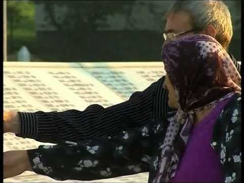 GJYKATA DENON HOLANDEN TRUPAT PAQERUJTESE FAJTORE PER 300 VIKTIMA NE SREBRENICE LAJM