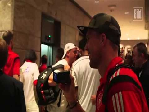 DEMTOHET KUPA E BOTES GODITJA GJATE FESTIMEVE TE SHFRENUARA NE RIO PAS FITORES LAJM