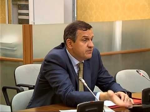 MUNGESA E ILAÇEVE NE SPITALE BRAÇE, E VUAJNE PACIENTET , MINISTRI BEQAJ, KEMI ZGJIDHJEN LAJM