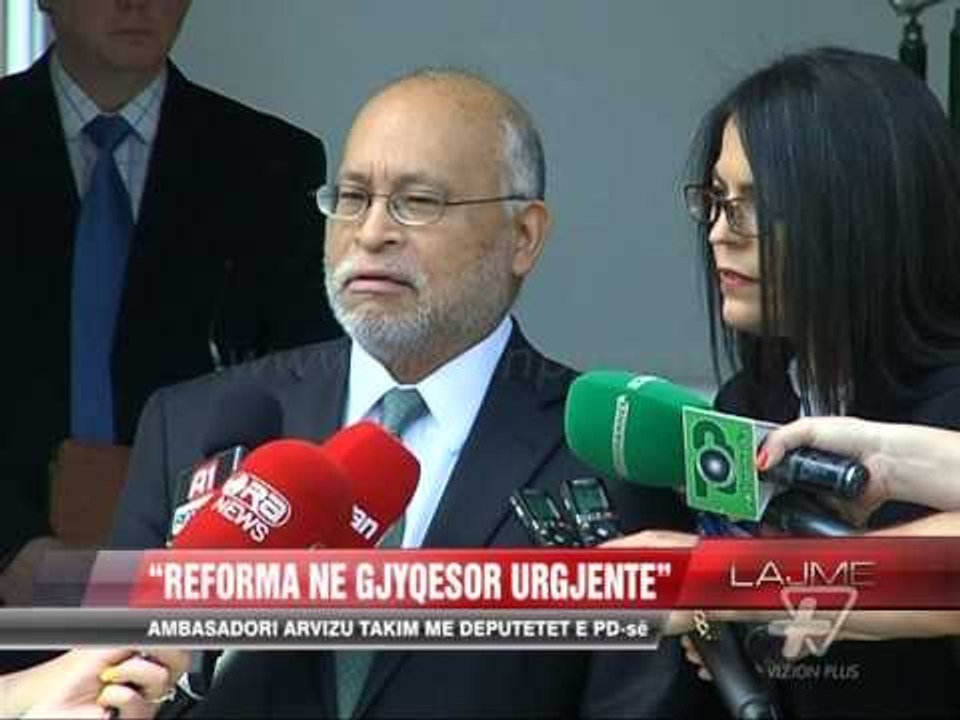 Arvizu takon deputetët e PD për "Drejtësinë" - News, Lajme - Vizion Plus