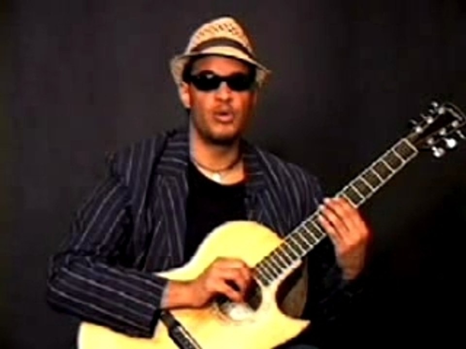 Raul Midon - Slap Attack