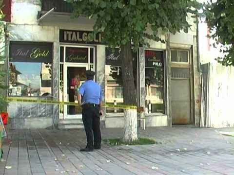 MASKAT TENTOJNE GRABITJEN KORCE,DY PERSONA KANE GODITUR PRONARIN E NJE ARGJENDARIE LAJM