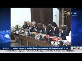 بوتفليقة يطالب السلطات العمومية بتوضيح خطورة الأزمة التي بها البلاد