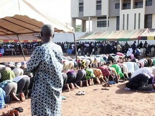 Mali: arrestation de deux suspects liés à l'attaque contre un grand hôtel à Bamako