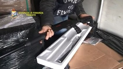Trieste - sequestrati 781 Winchester da Turchia diretti in Belgio