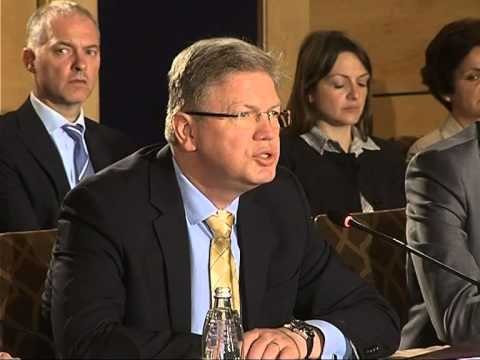 QEVERIA PUSHIME NE GUSHT MINISTRAT MARRIN LEJET VJETORE NGA DATA 7 DERI NE 25 GUSHT LAJM