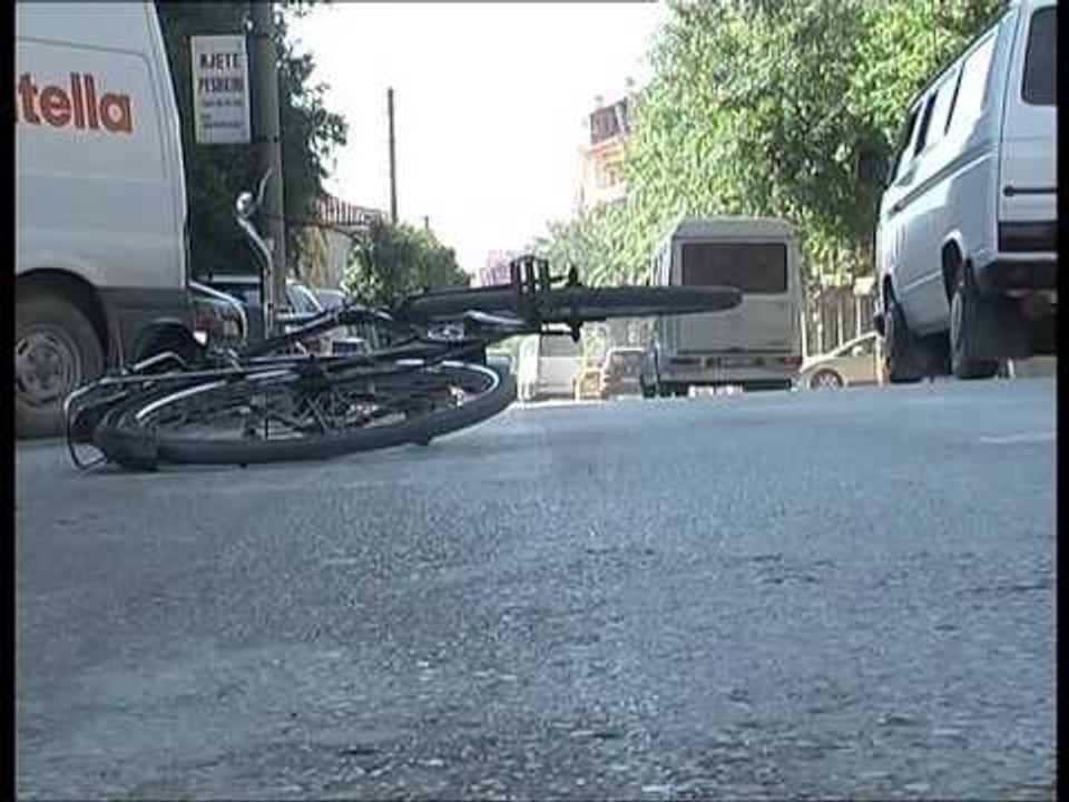 AKSIDENTET,3 TE VDEKUR PERGJAKEN RRUGET,SHKAK ALKOOLI DHE SHPEJTESIA E LARTE LAJM