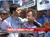 Protestë kundër Fullanit - News, Lajme - Vizion Plus