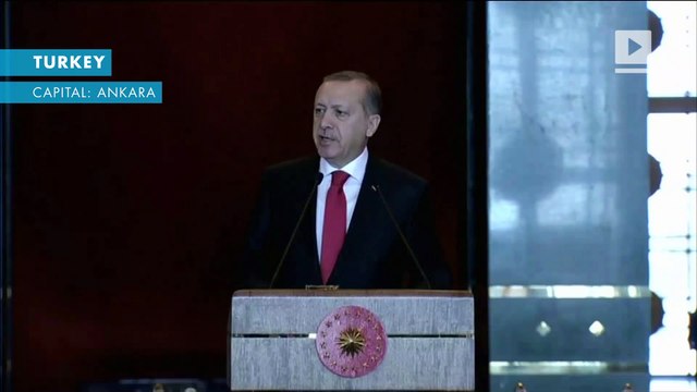 Russia and Turkey refuse to back down in row over jet downing