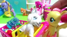 Shopkins Small Mart - MLP Pinkie Pie Goes Shopping Skit - My Little Pony