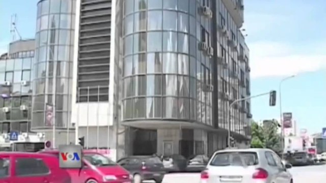 ZGJEDHJA E ISA MUSTAFES NE KRYE TE KUVENDIT, ANTIKUSHTETUESE