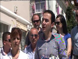 PD PROTESTON PERPARA ZYRES SE PARTISE SOCIALISTE NE SARANDE,E QUAN SKENE KRIMI LAJM