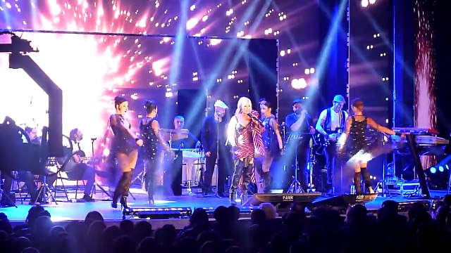 Ajda Pekkan - Ben Yanmışım Live @ BGM 13032015