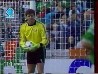 UEFA EURO 1988 Group 2 Day 2 - Ireland vs  USSR