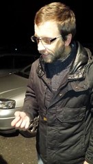 Ivre, un Ecossais essaie de dire « Purple Burglar Alarm »