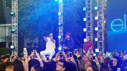 Live from Ellen Outdoor Concert Love Yourself-Justin Bieber