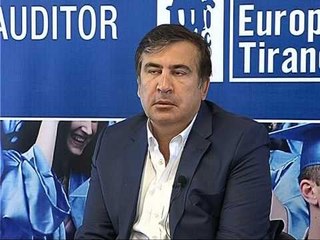 ISH PRESIDENTI SAKASHVILI NE TIRANE, “KONFLIKTI NE RUSI KAPRIÇO E VLADIMIR PUTIN” LAJM