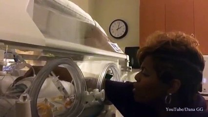 Mom sings to 2 week old 'bun in the oven' baby in November