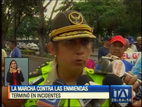 Incidentes en marcha contra las enmiendas en Guayaquil