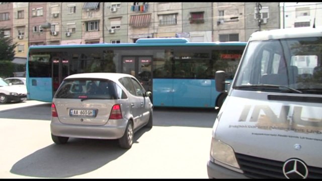 INUK VAZHDON AKSIONIN PER PRISHJEN E NDERTIMEVE PA LEJE