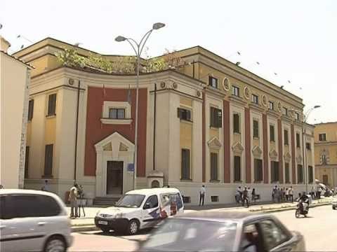 BASHKIA E TIRANES VENDOS 5 AUTOBUZE FALAS PER TE DERGUAR NJEREZIT NE SHESH TE DIELEN LAJM