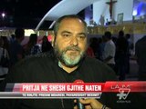 Pritja në shesh gjithë natën - News, Lajme - Vizion Plus