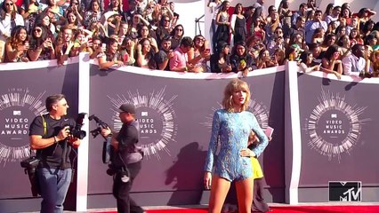 Adele Crushes Justin Bieber, One Direction & Taylor Swift