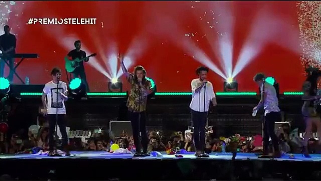 One Direction - A.M. Live - 26/11/15